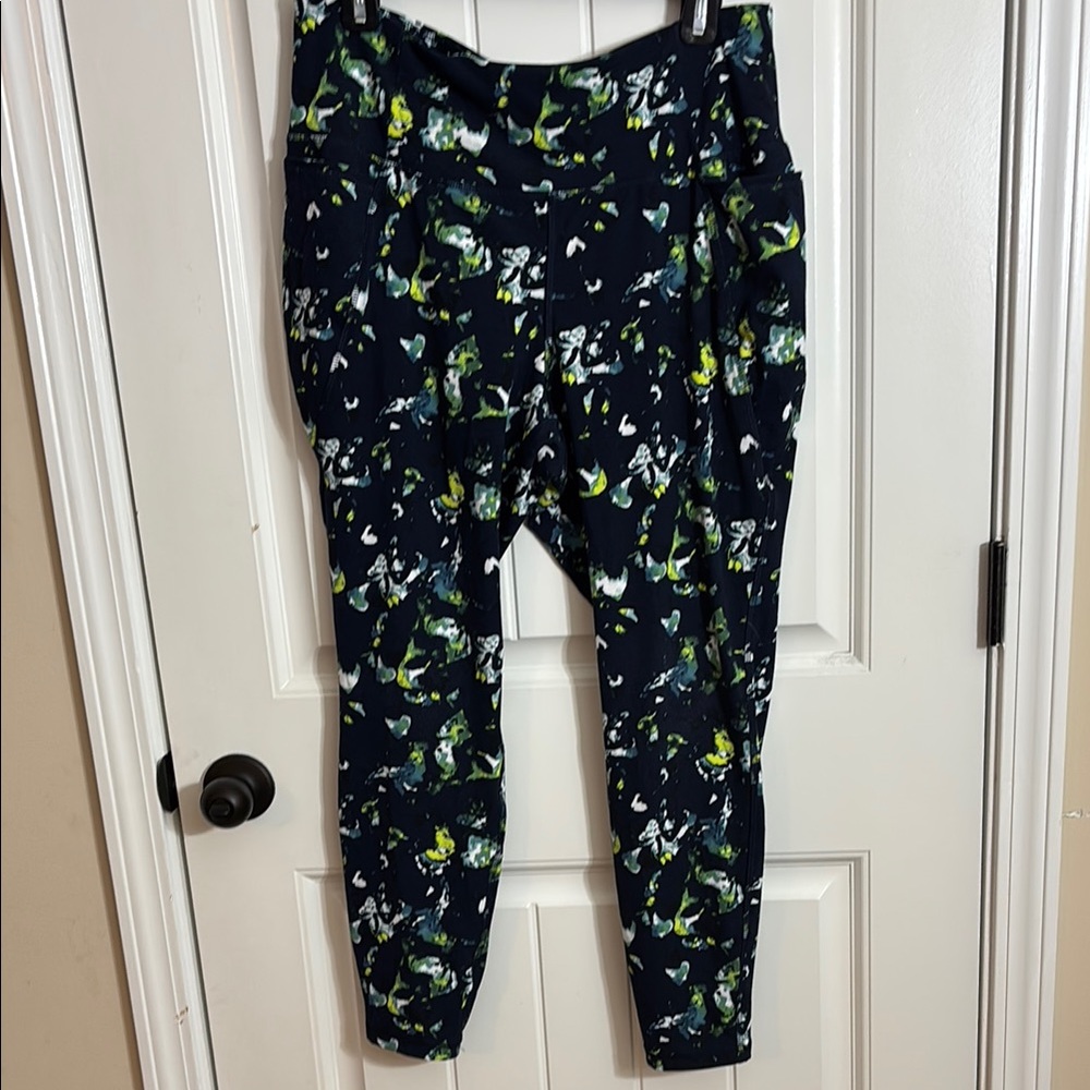 Lane Bryant LIVI Soft Leggings with Floral Design